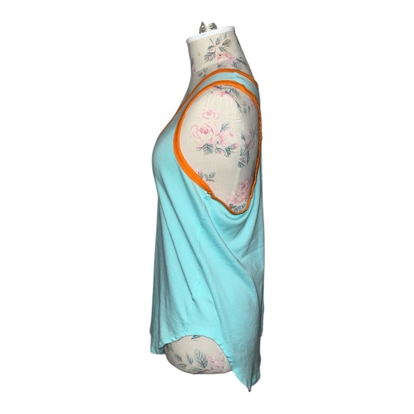 Free People Racerback workout 🏋️ yoga 🧘 tank size small bright turquoise - Picture 4 of 7